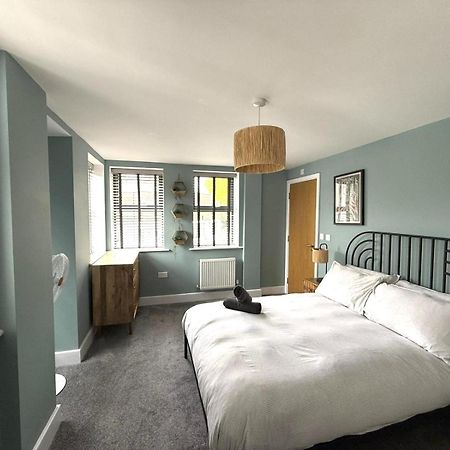 X-Large Two Bedroom & Two Bathroom Apartment With Free Evening Parking Southampton Kültér fotó