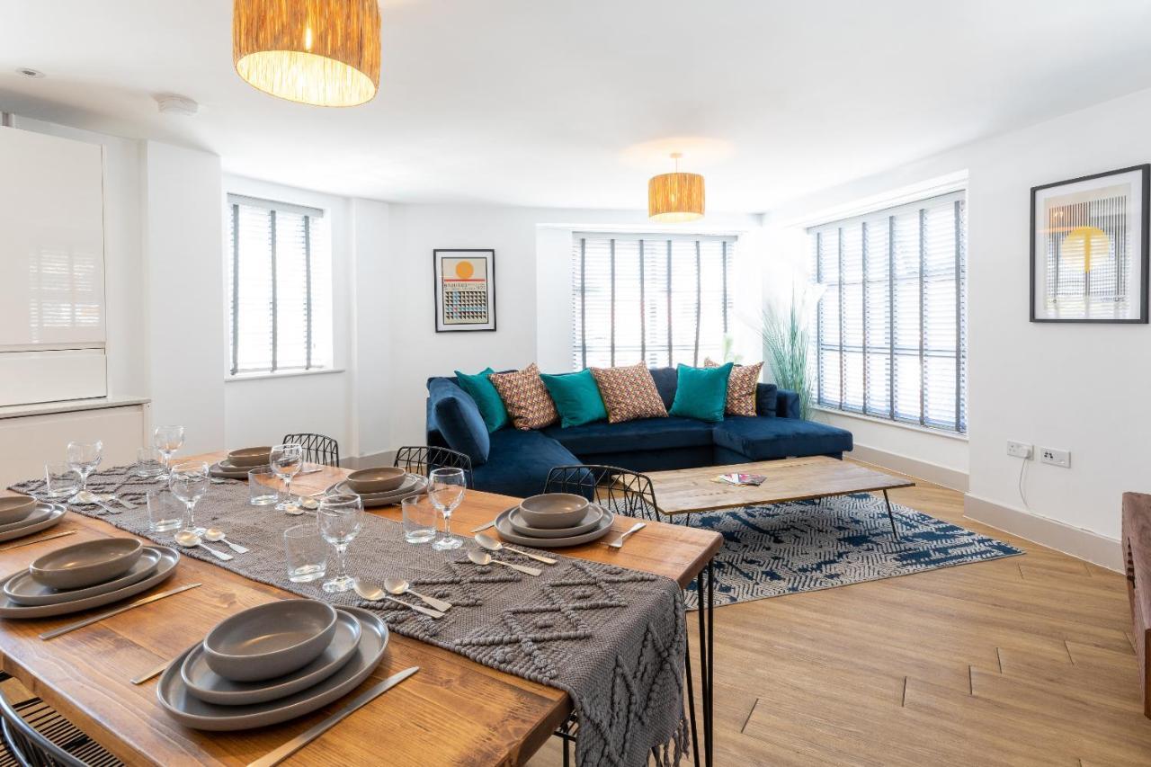 X-Large Two Bedroom & Two Bathroom Apartment With Free Evening Parking Southampton Kültér fotó