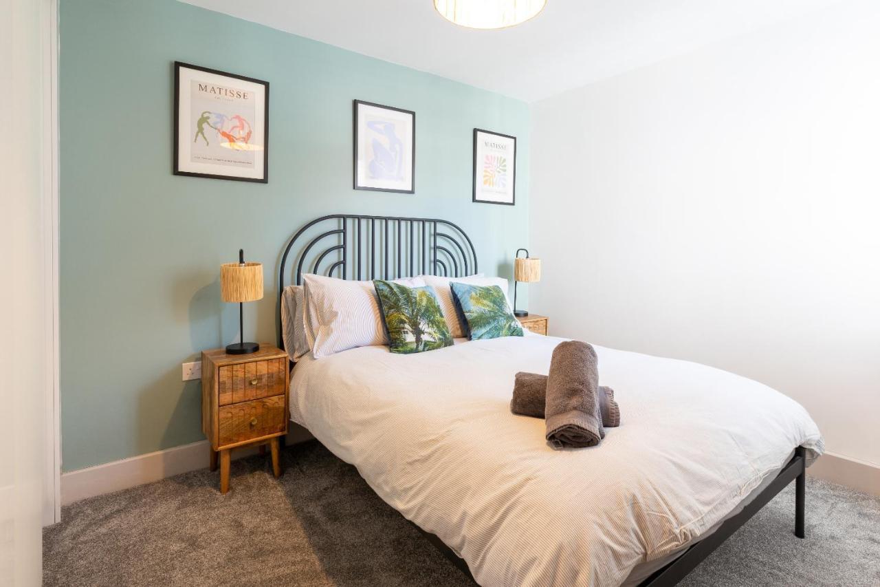 X-Large Two Bedroom & Two Bathroom Apartment With Free Evening Parking Southampton Kültér fotó